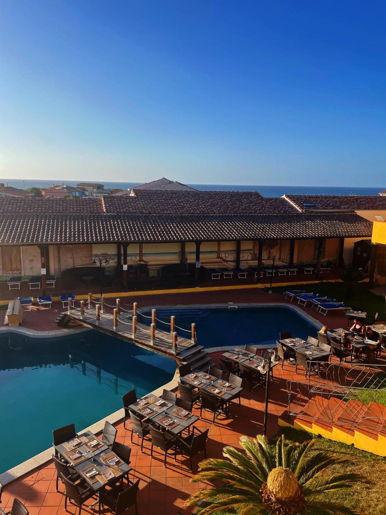 Hotel La Ciaccia Валледория Экстерьер фото